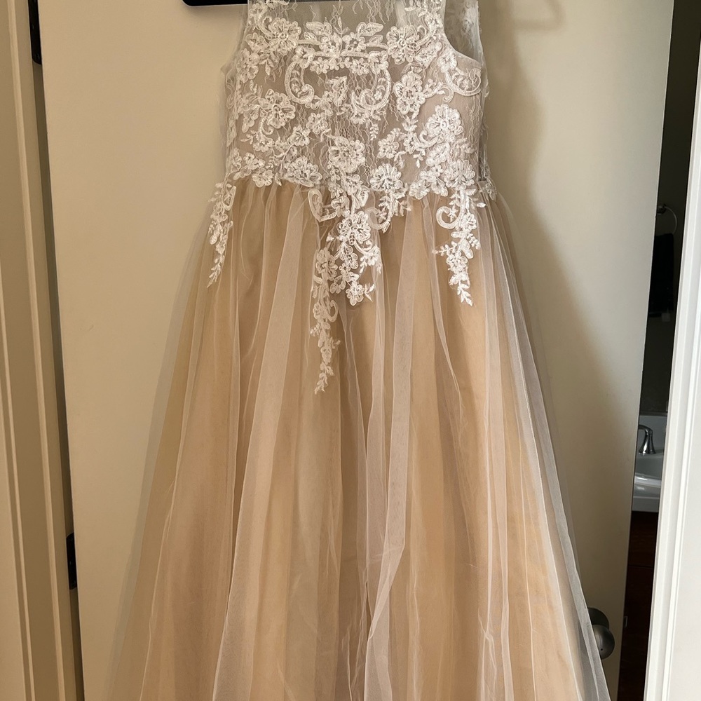 JJSHouse Girls Excellent Used Condition Flower Girl Dress